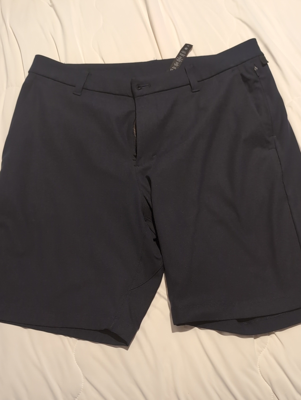 lululemon athletica Men's Dark Navy Flat-Front Performance Shorts 34
